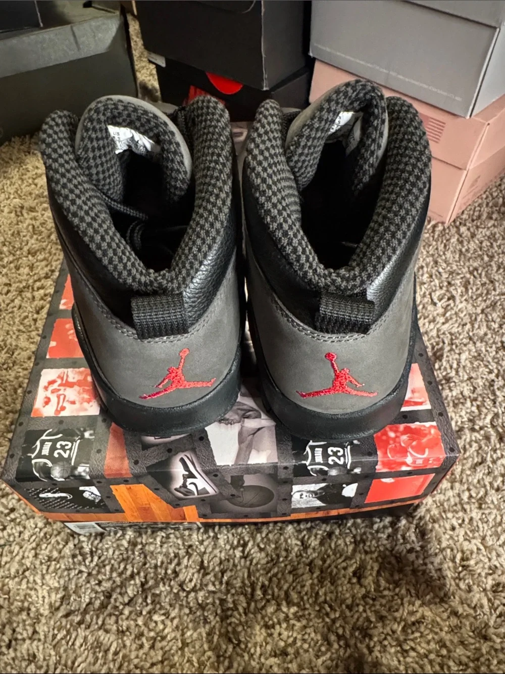 Jordan Men's Athletic Sneakers in Gray and Black